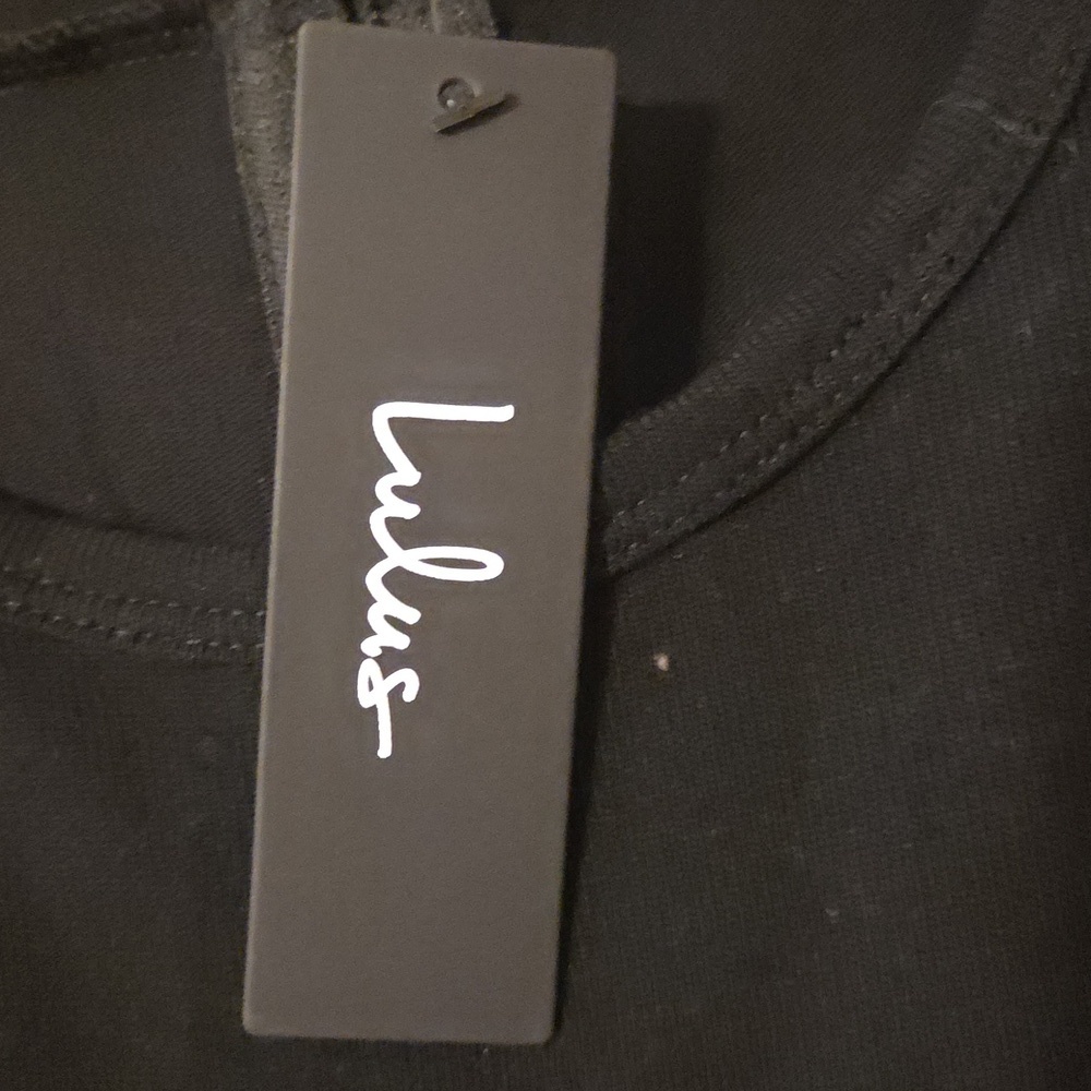 Lulu's Zipper Back Sweater - Picture 3 of 4